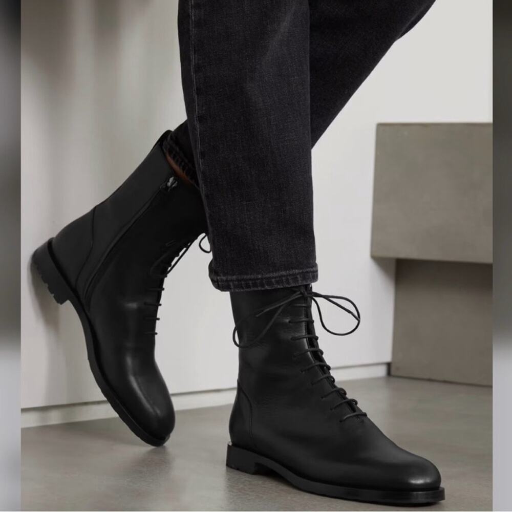 Manolo Blahnik Planigia Black Leather Combat Boots EU 37.5 Lace Up Ankle Booties